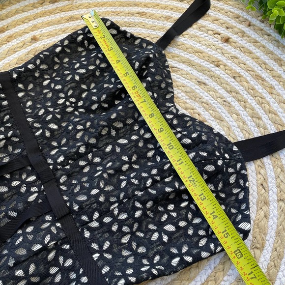 Milly Of New York Women's Lace Floral Leaf Strap Sexy Cami Tank Top Size 4 - Picture 6 of 10